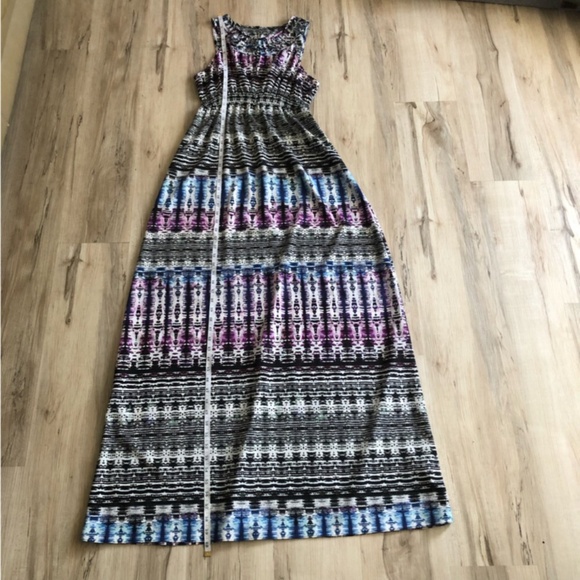 Charlie Jade Black and Blue Patterned Dress - Picture 9 of 9